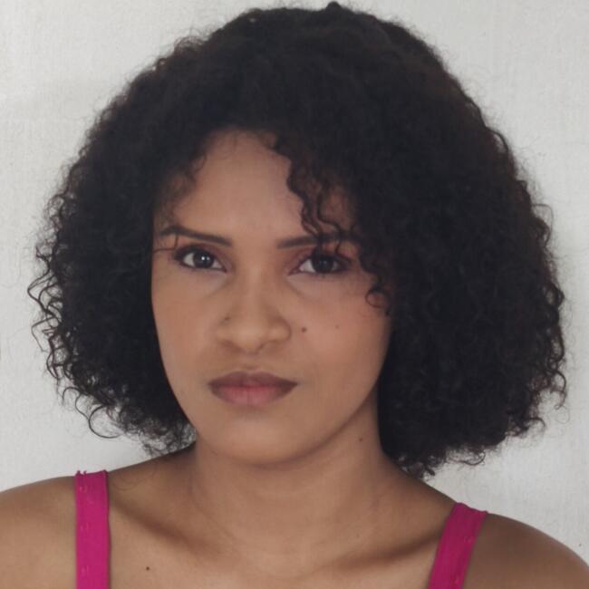 Babysitter in Ananindeua: Sara