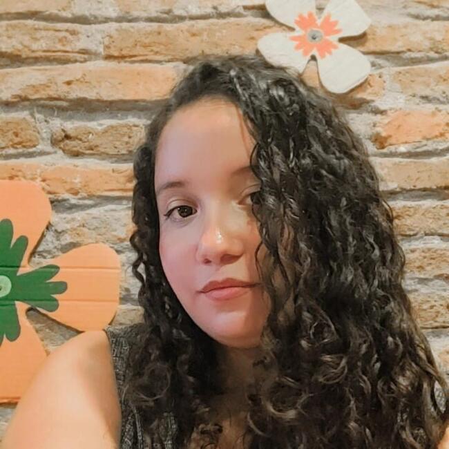 Babysitter in Recife: Emilly