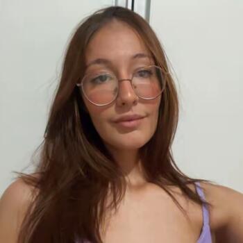 Babysitter in Brasília: Yasmin