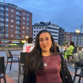Nanny Oviedo: Carmen