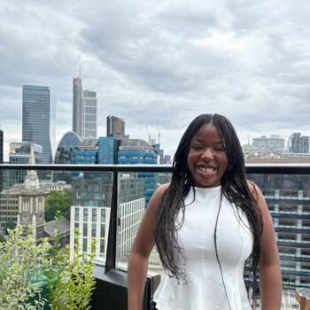 Babysitter in London: Noluthando