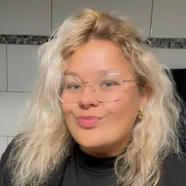 Babysitter in Huisseau-sur-Cosson: OCEANE