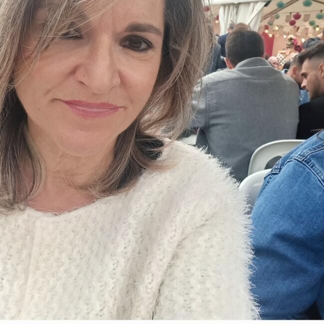 Babysitter in Valencia: Julia
