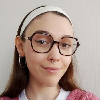 Babysitter in Saint-Lô: Thaïs