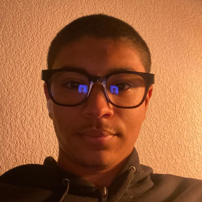 Babysitter in Tours: Nathan