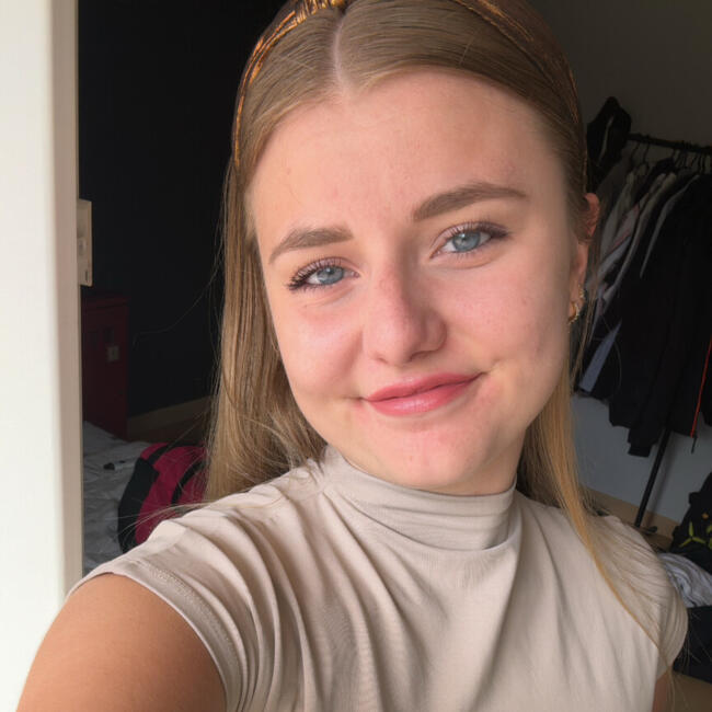 Babysitter in Albi: Lindsay