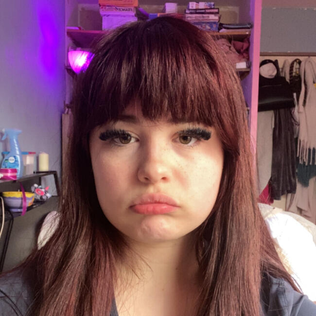 Babysitter in Nandy: Lyna