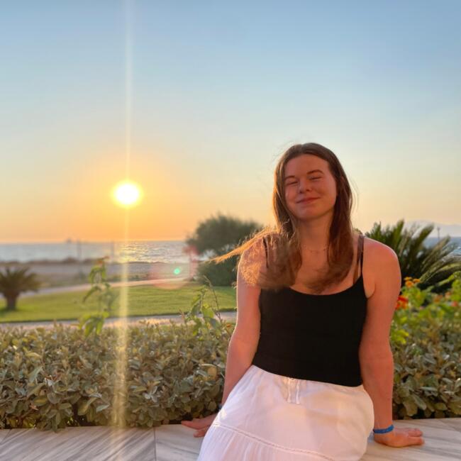 Babysitter in Schilde: Elise