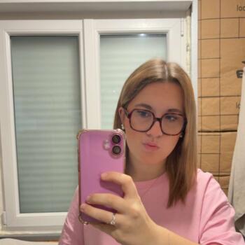 Babysitter Auby: Louane