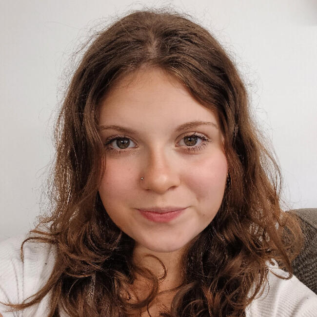 Babysitter in Sheffield: Kiera