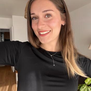 Babysitter in Jonzier: Lena