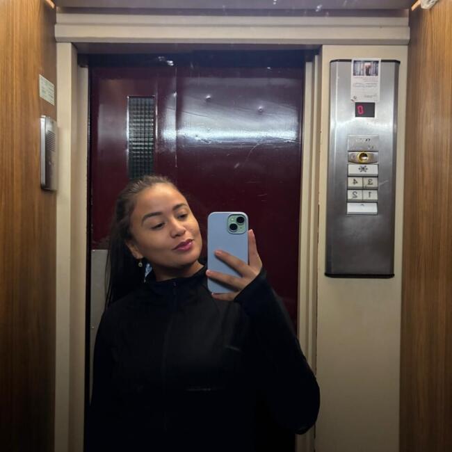 Babysitter in Badajoz: Yuri