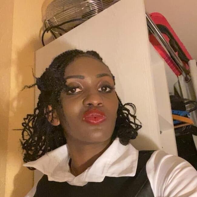 Nounou à Paris: Delphine