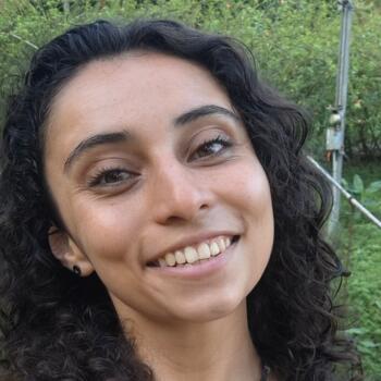 Babysitter in Heredia: Tania