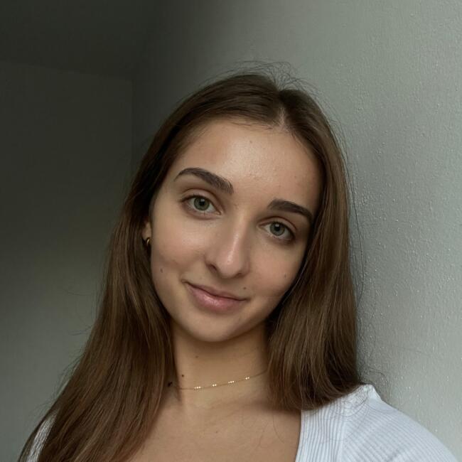 Chůva v Praha: Natálie