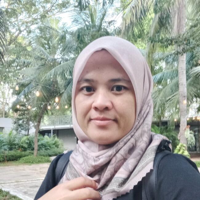 Babysitter di Jakarta: Ernawati