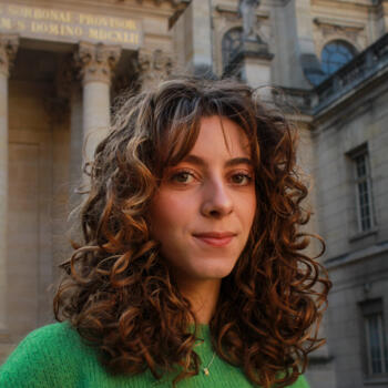 Barnvakt i Paris: Justine