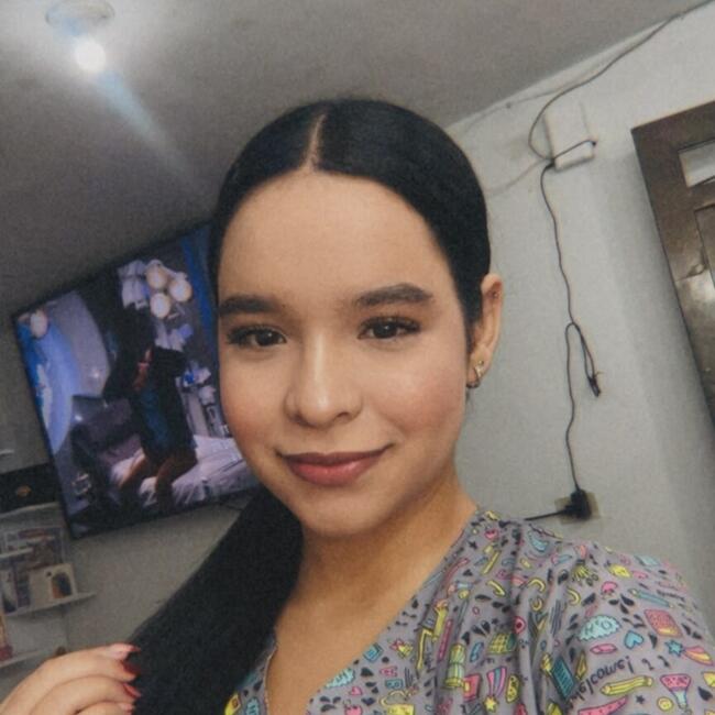 Niñera en Medellín: Stefania