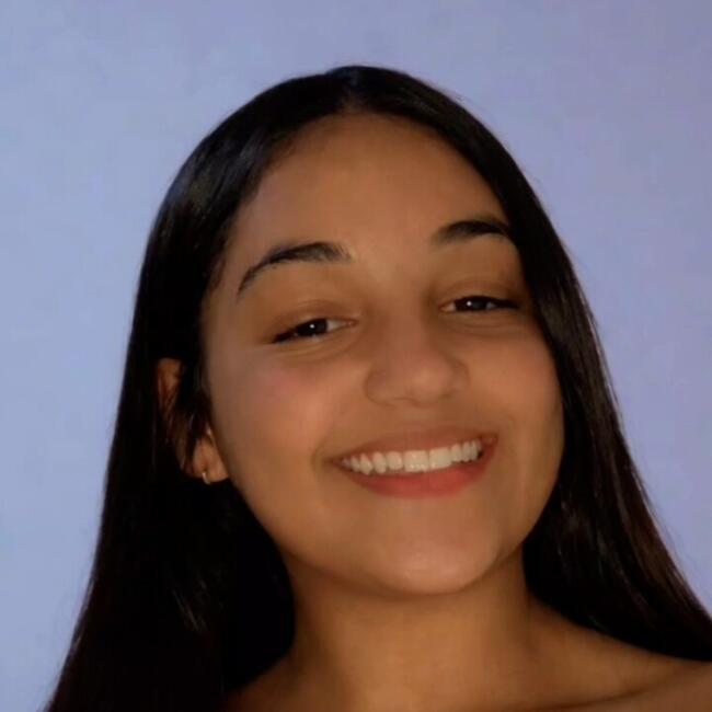 Babysitter in Belo Horizonte: Sabrina