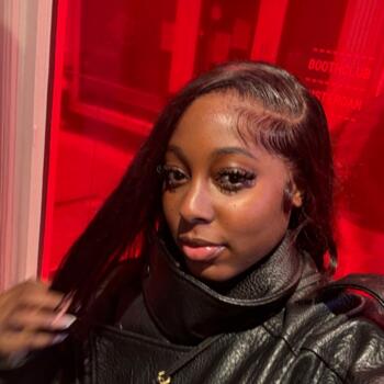 Babysitter in Dagenham: Precious