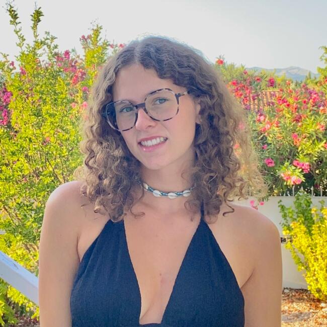 Babysitter in Allauch: Clarisse