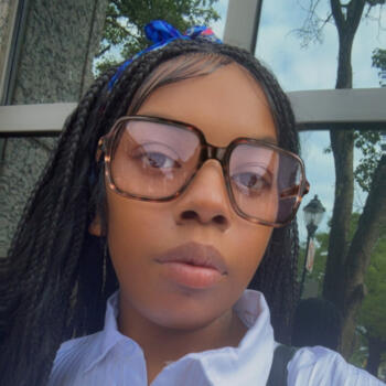 Babysitter Philadelphia: Raynesha