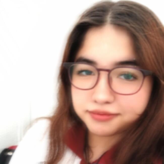 Niñera en Peñaflor: Valentina