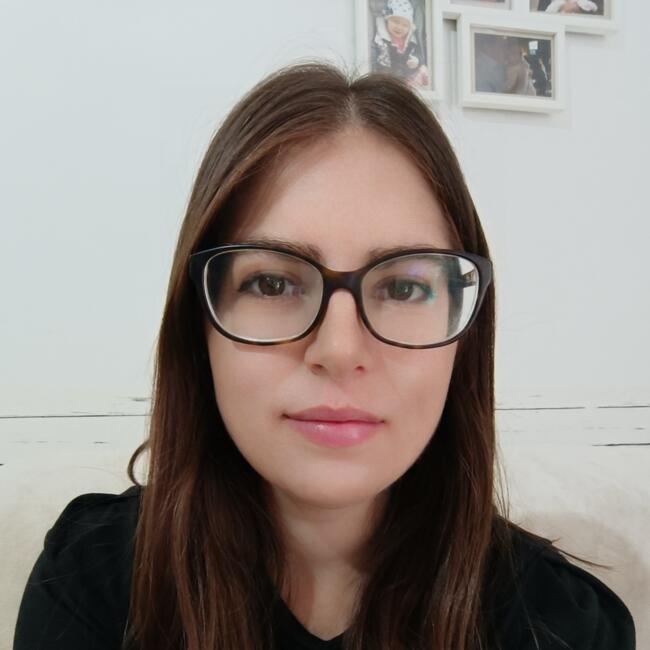 Babysitter a Pianella: Simona