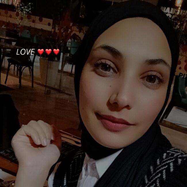 Babysitter in Nîmes: Khouloud