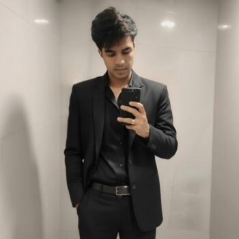 Babysitting job in Delhi: babysitting job KSHITIJ
