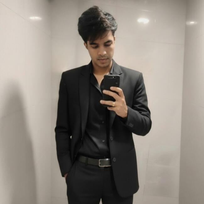 Babysitting job in Delhi: KSHITIJ