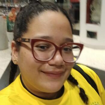 Babysitter Curitiba: Yorgelis