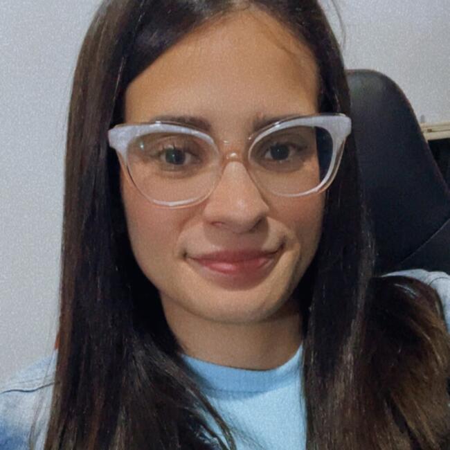 Babysitter in Piracicaba: Bianca