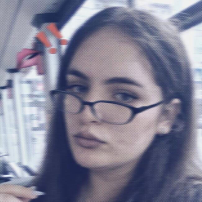 Babysitter in Craiova: Adelina