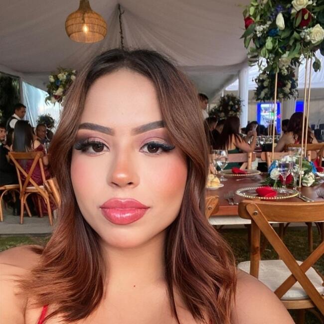 Babysitter in Manta: Carmen