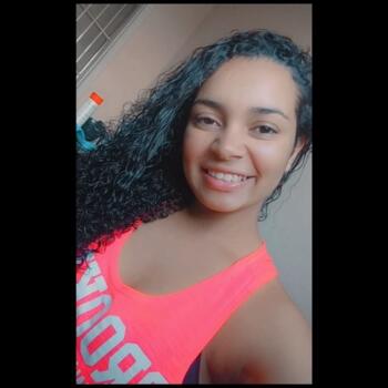 Babá em Tamboré: Scarlatt