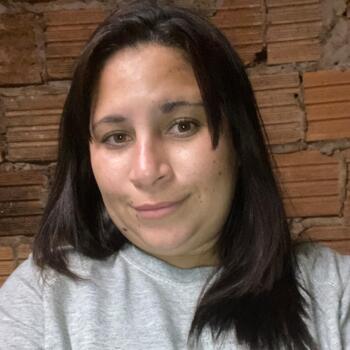Babysitter in São José do Rio Preto: Mariana