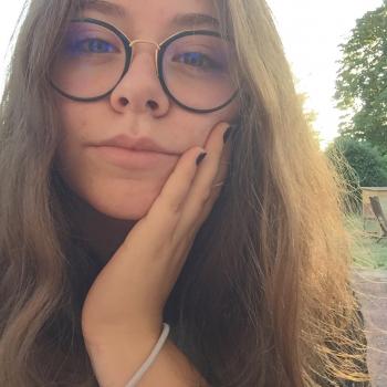 Baby-sitter Mont-Saint-Aignan: Justine