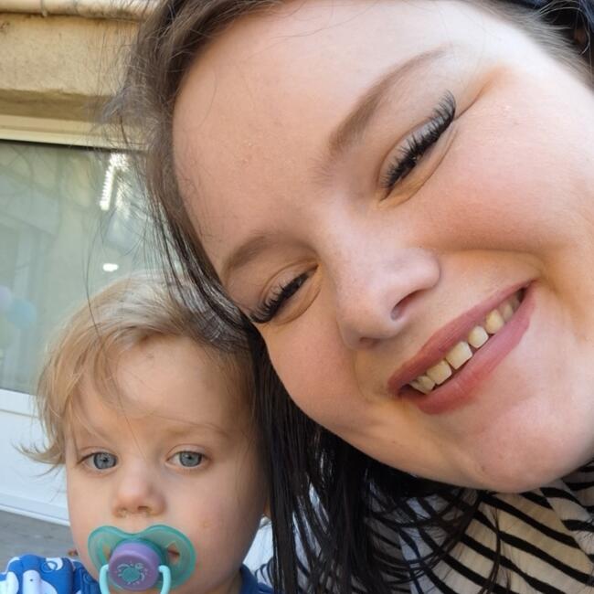 Babysitter in Kortrijk: Ãñãīs