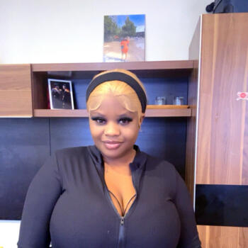 Babysitter in Torun: Laura Florence