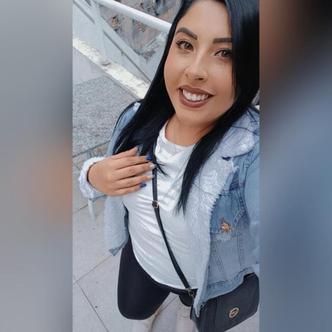 Babysitter in São Paulo: Larissa