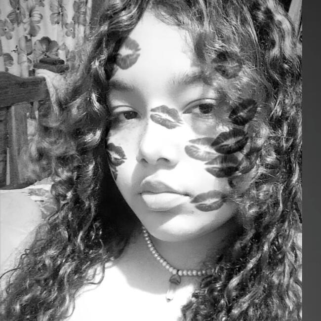 Niñera en David: Joanie Allard