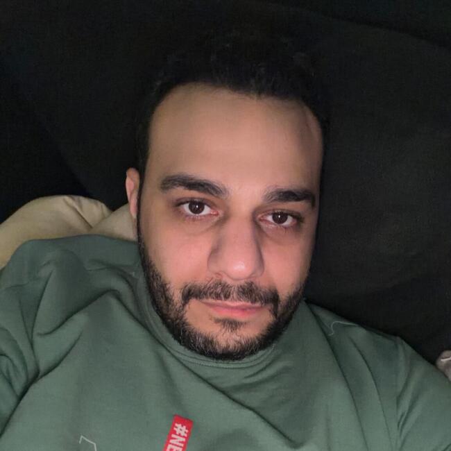 Babysitting job in Abu Dhabi: Mohamed