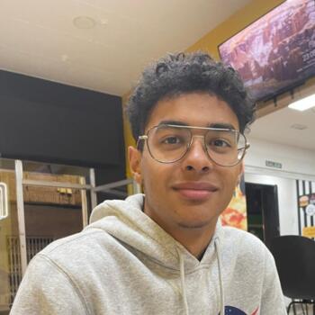 Babysitter in Molina de Segura: Adam