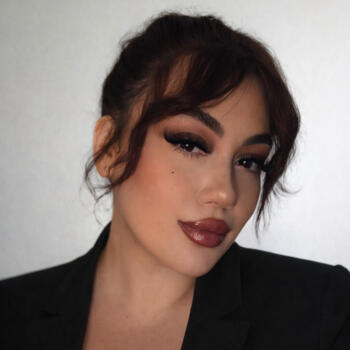 Babysitter Dubai: Hazel