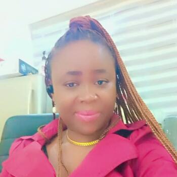 Babysitter in L-Iklin: Evare