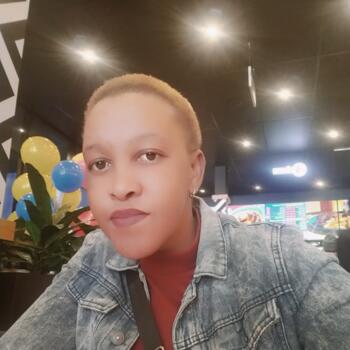 Babysitter in Phoenix: Sindi