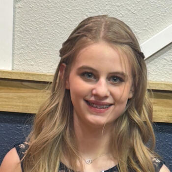 Babysitter in Anchorage: Makaylee