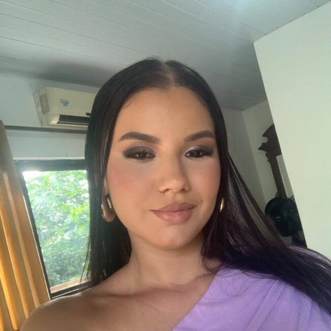 Babysitter in Olinda: Kamilly