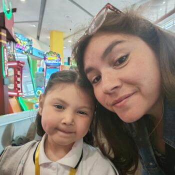 Trabajo para niñera en Santiago de Chile: trabajo de niñera Camila Cortes